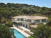 Maison de luxe en vente à Saint Tropez, France