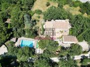 Maison de luxe en vente à Venasque, France