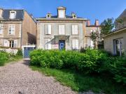 Maison de maître avec jardin