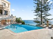 Maison de maître Belle Époque avec vue mer et Monaco à...