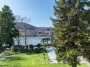 Maison de maître du XIXe siècle avec vue sur le Rhône