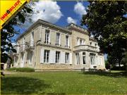Maison de maitre rénovée cœur de village