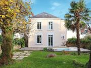 Maison de Maître rénovée sur une belle parcelle ensoleilée