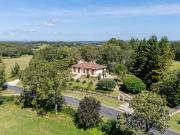 Maison de plain pied avec 23 hectares de terres 123m²...