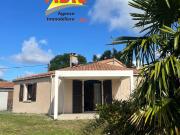 Maison individuelle de 3 chambres et 1 bureau, garage, ateli