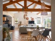 Maison de plain pied de caractère avec piscine