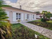 Maison de plain pied lumineuse avec véranda et jardin,...