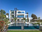 Maison de prestige de 1100 m2 en location Cannes, France