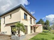 Maison de prestige de 180 m2 en vente Oingt, France