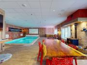 Maison de luxe de 6 pièces en vente à Sens, France