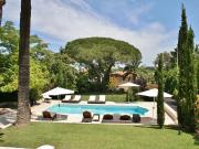 Maison de prestige de 350 m2 en location Antibes, France