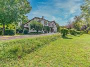 Maison de style basque alliant charme et élégance 428m²...