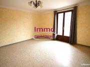 Maison de village 4 pièces 8406 m²