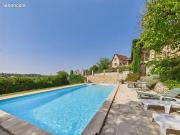 Maison de village 9 pièces 245 m²