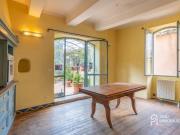 Maison de village à Saint Quentin la Poterie avec deux...