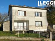 Maison de village avec beau jardin