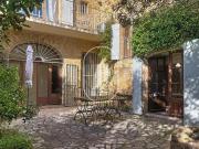 Maison de village avec cour intérieure à vendre à...