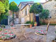 Maison de village avec cour, jacuzzi, garage et terrasse