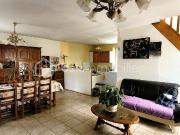 Maison de village avec jardin et annexes