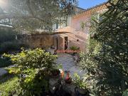 Maison de village avec jardin et piscine Châteauneuf du...