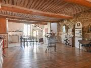Maison De Village Avec Revenus Locatifs 150m² Bonnieux