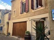 Maison de village bien rénovée avec grande terrasse sur...