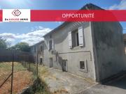 Maison de village construite en pierre d'environ 111...