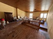 Maison de village en pierre en R+2 avec grande pièce de...