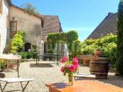 Maison de village en pierre rénovée