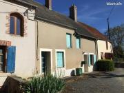 Maison de village mitoyenne avec jardin dans cour...