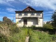 Maison de village mitoyenne d'un coté à rénover