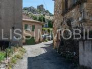 Maison de village rénovée avec cour extérieure