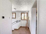 Maison de village rénovée + studio + petite grange à... Maison de village rénovée + studio + petite grange à...