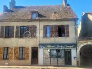 Maison de ville avec potentiel à Courtenay – 3 chambres,...