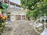 Maison de ville 14 pièces 274 m²