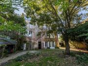 Maison de ville 16 pièces 374 m²