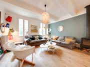 Maison de ville avec terrasse Centre historique...