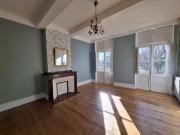 Maison de ville de type 5 avec petite sortie