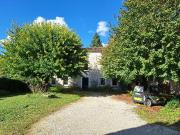 Maison de ville dépendances terrain 272m² Mansle