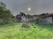 Maison atypique, prête à vivre, avec grand jardin