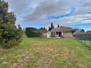 Maison d'environ 79 m2 sur un terrain clos de 1 717...