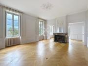 Maison d'exception de 7 pièces – 265 m² – Jardin...