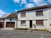 MAISON D'HABITATION à rénover avec Garage et Terrain...