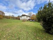 Maison d'habitation à vendre près de Château Chinon