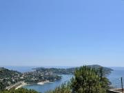 Maison en bord de mer avec jardin