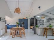 Maison en bord de mer avec jardin