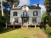 Maison en bord de mer avec jardin