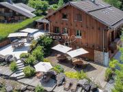 Maison en bord de mer avec jardin