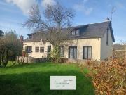 Maison en bord de mer avec jardin