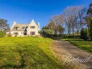 Maison en bord de mer avec jardin